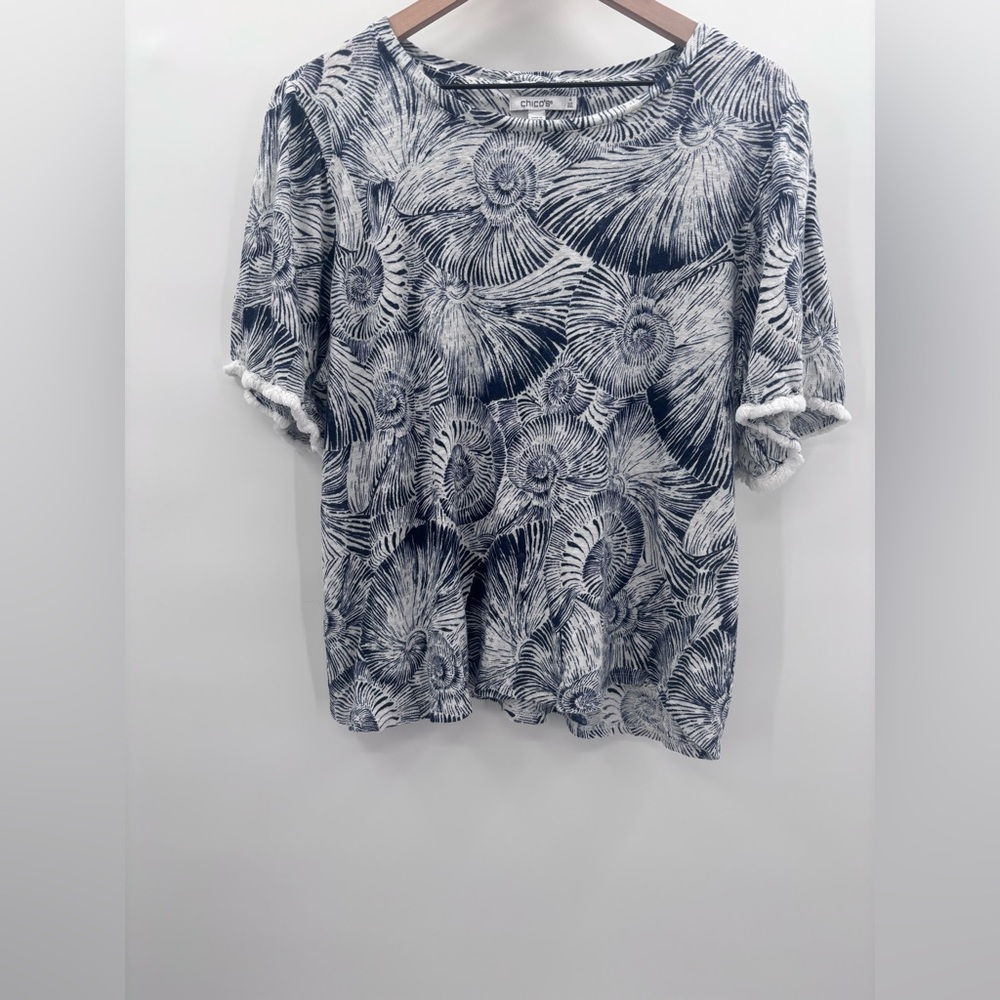 Chico's Navy and White Shell Print Top Short Sleeve with Fringe Size 4(2X)